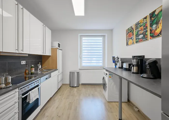 公寓 Rudi Homes #1 *